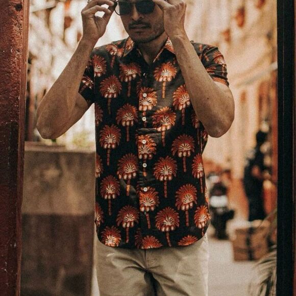 Taylor Stitch The Short Sleeve Hawthorne in Mirage Palm Linen Blend Button Up XS - Picture 1 of 7